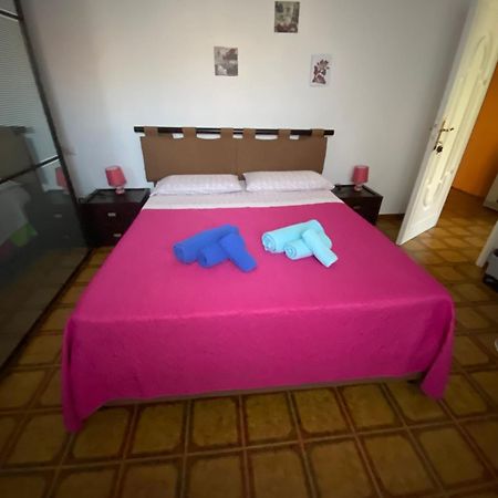 A Casa Da Mari Stanza Privata Bagno Condiviso Apartment ออลเบีย ภายนอก รูปภาพ