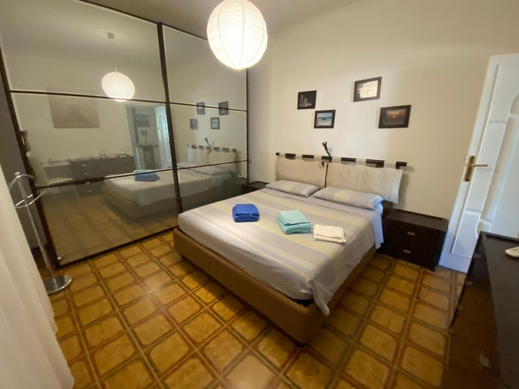A Casa Da Mari Stanza Privata Bagno Condiviso Apartment ออลเบีย ภายนอก รูปภาพ